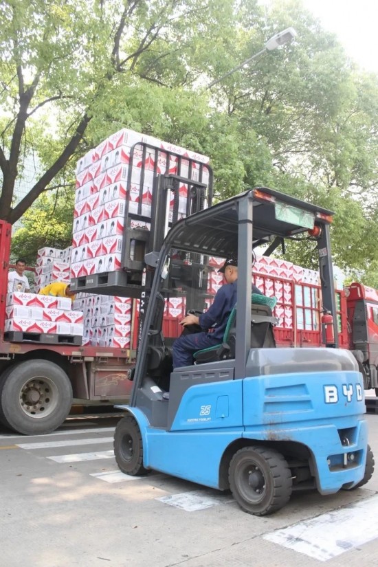 電動叉車PK內燃叉車優勢在哪？